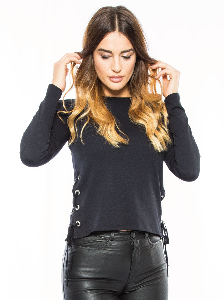 #FEMINIMANDCLASSY - LONGSLEEVE MIT ÖSEN