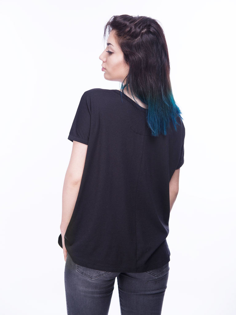 Statement-Shirt mit goldenen Strasssteinen
