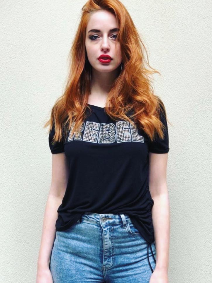 #REBEL - Damen T-Shirt mit Rebel Schrift