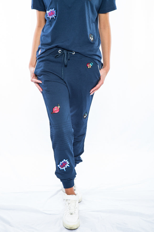 #COMFYWITHPATCHES - HOSE MIT PATCHES